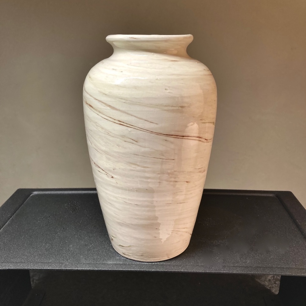 Bitossi Vintage Ivory Swirled Flavia Montelupo Vase - Italy